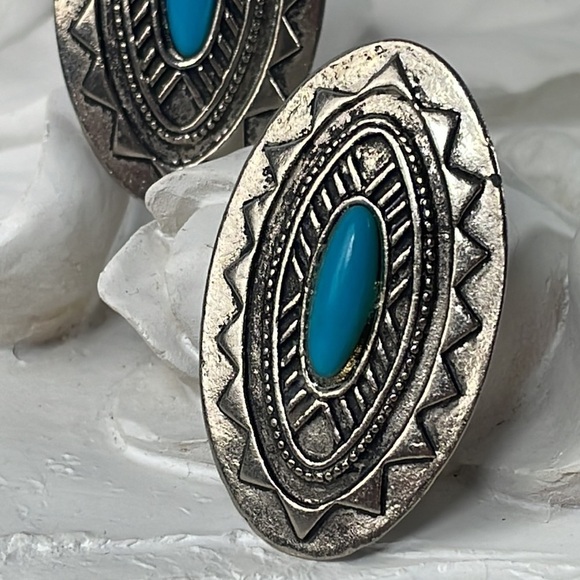Vintage JJ 1988 Faux Turquoises Silver Tone Bohemian Post Earrings - Picture 2 of 10